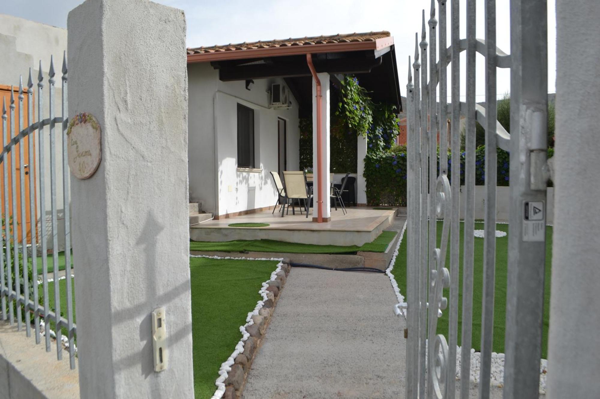 Casa Giovanna San Giovanni Suèrgiu Zewnętrze zdjęcie